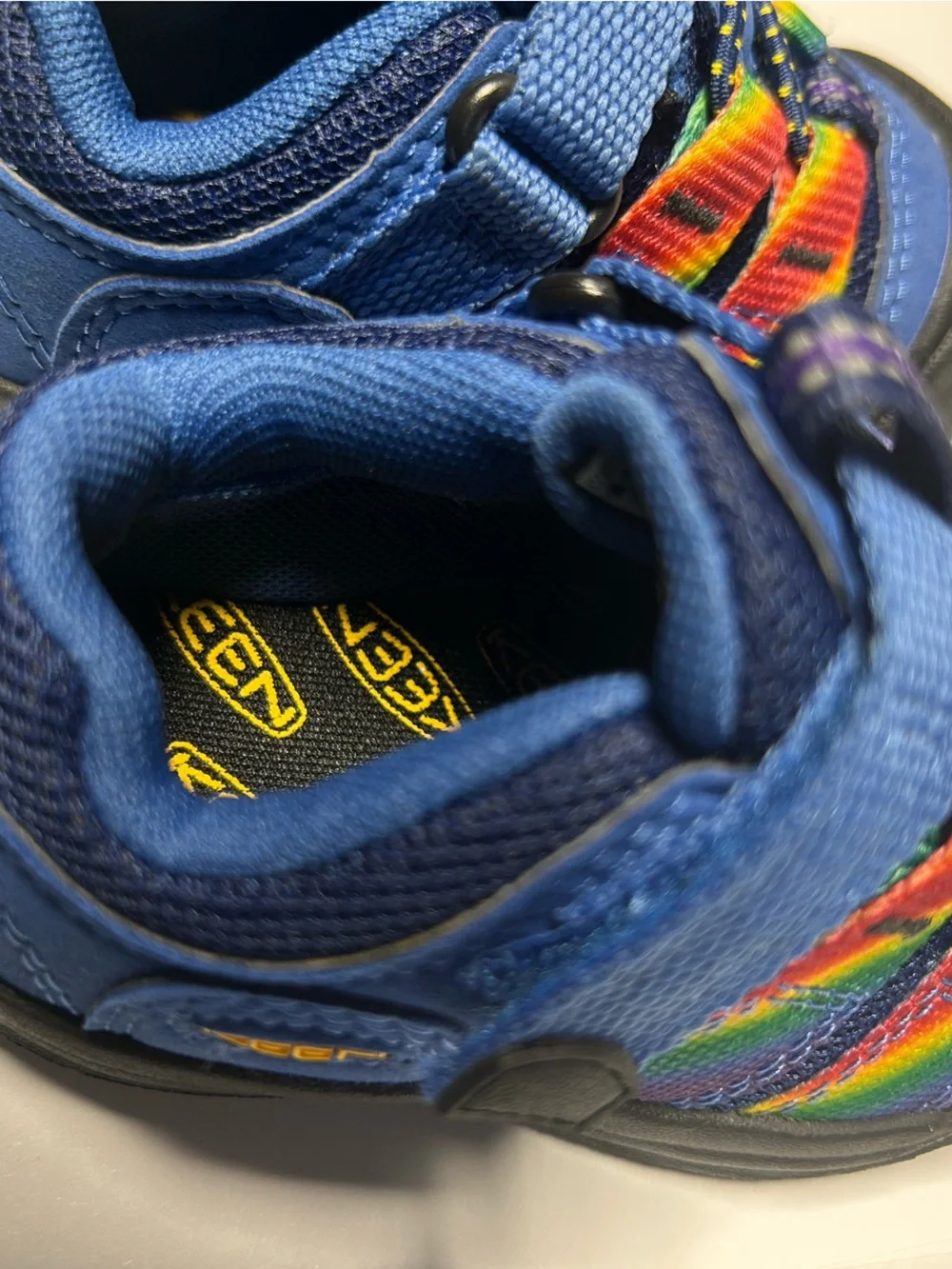 NWOB KEEN Newport H2SHO Toddler Size 5 Rainbow Blue Sneakers Shoes